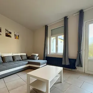 Appartamento Station 173 A Bruxelles-charleroi-airport, Charleroi